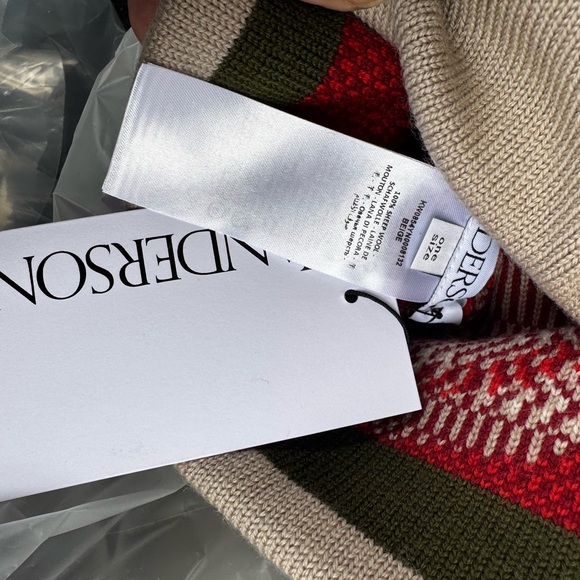 JW Anderson beanie apple beige NWT unisex - Picture 5 of 11